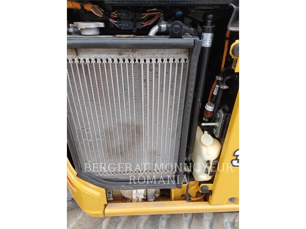 CAT 301.8-05 Rupsgraafmachines