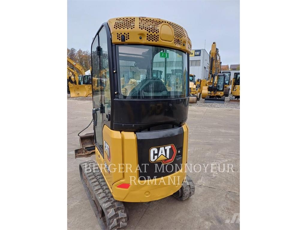 CAT 301.8-05 Vikšriniai ekskavatoriai