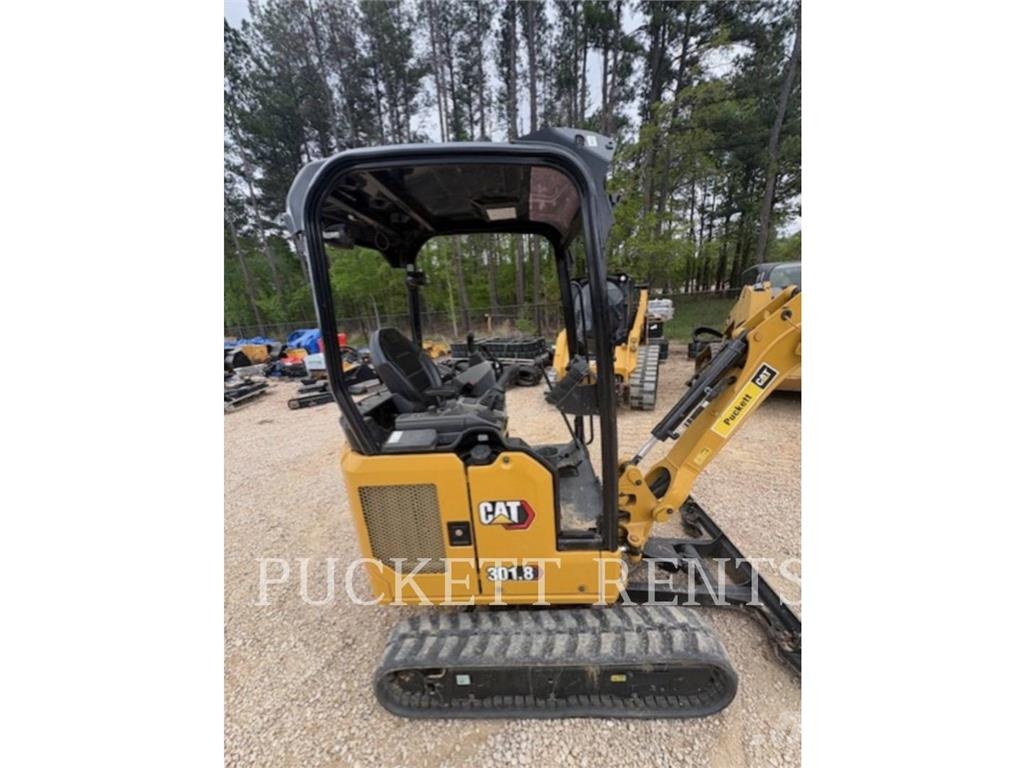 CAT 301.8-05 Εκσκαφείς με ερπύστριες