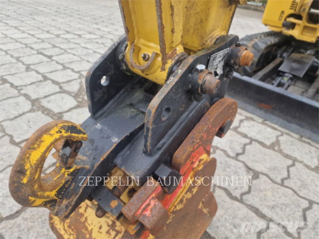 CAT 301.8-05A Escavadeiras de esteiras