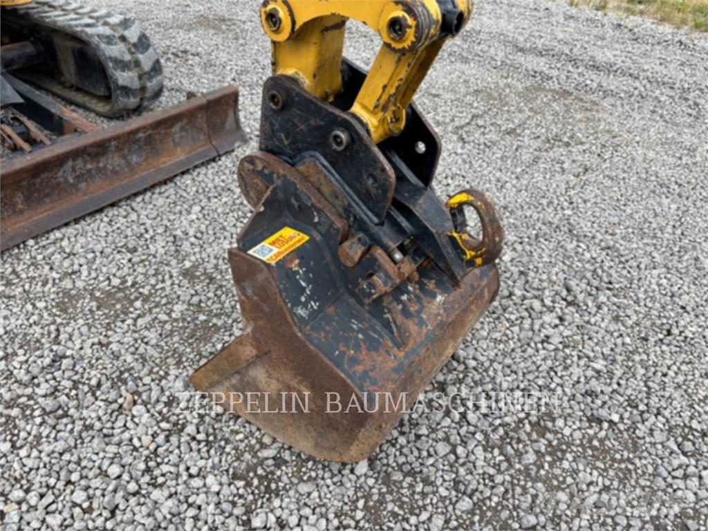 CAT 301.8-05A Raupenbagger