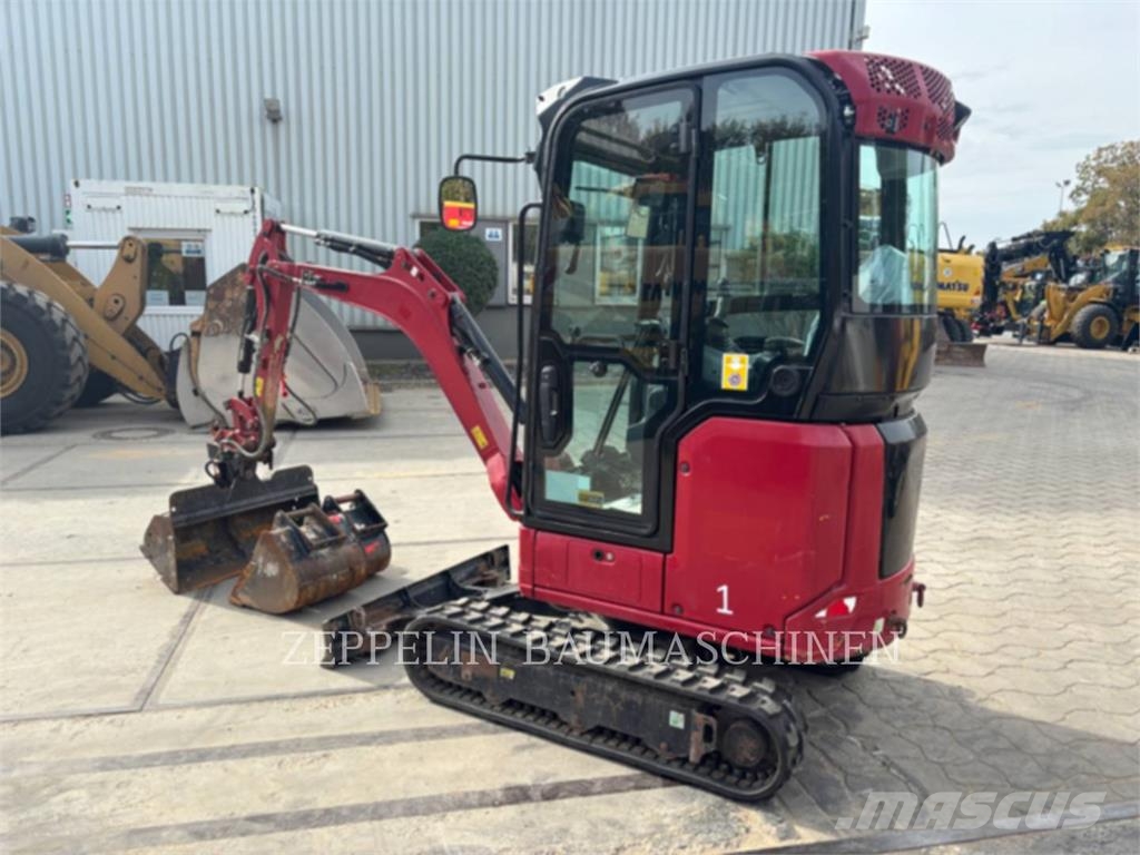 CAT 301.8-05A Vikšriniai ekskavatoriai