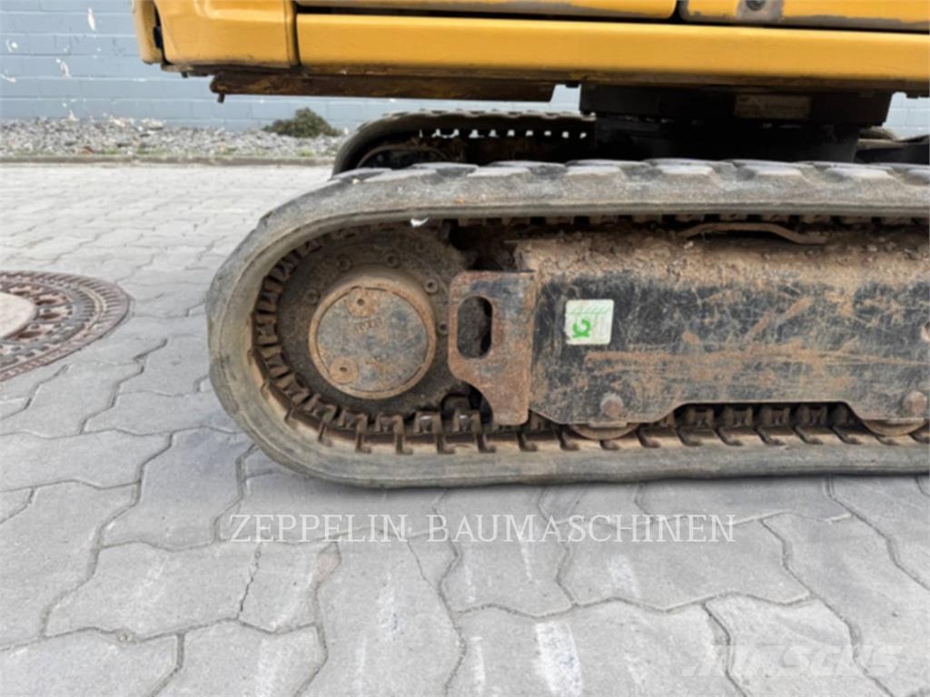 CAT 301.8-05A Bagri goseničarji