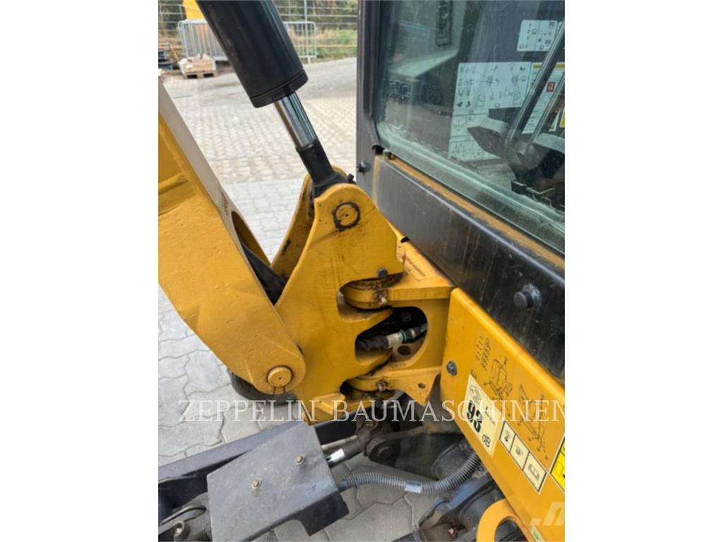 CAT 301.8-05A Bagri goseničarji