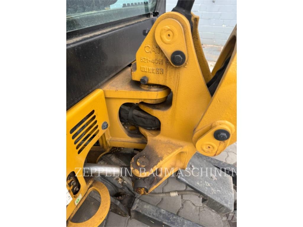 CAT 301.8-05A Bagri goseničarji
