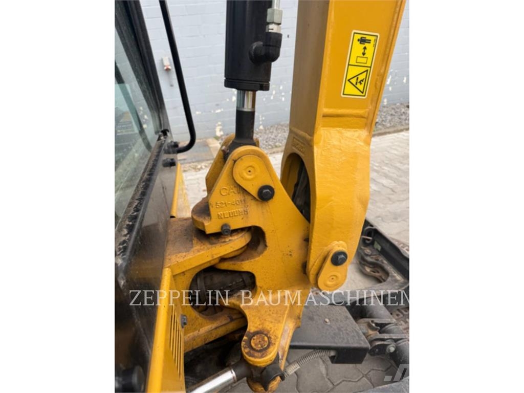 CAT 301.8-05A Bagri goseničarji