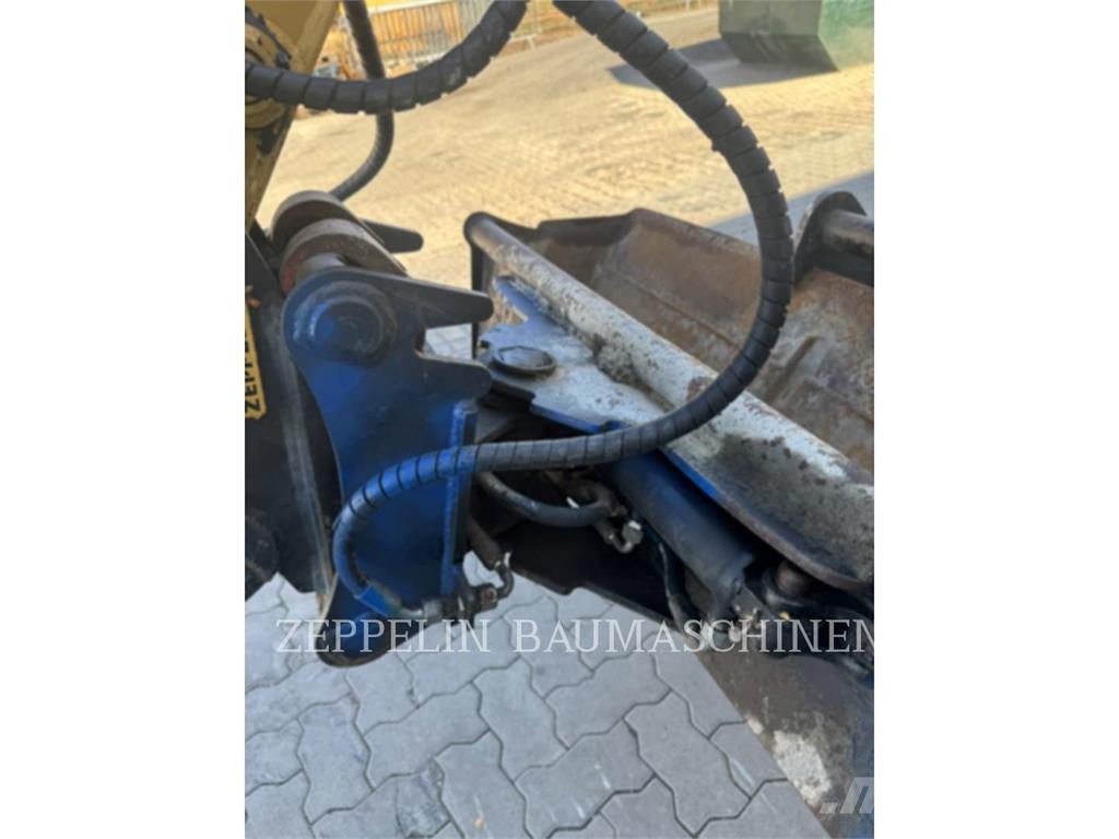 CAT 301.8-05A Bagri goseničarji