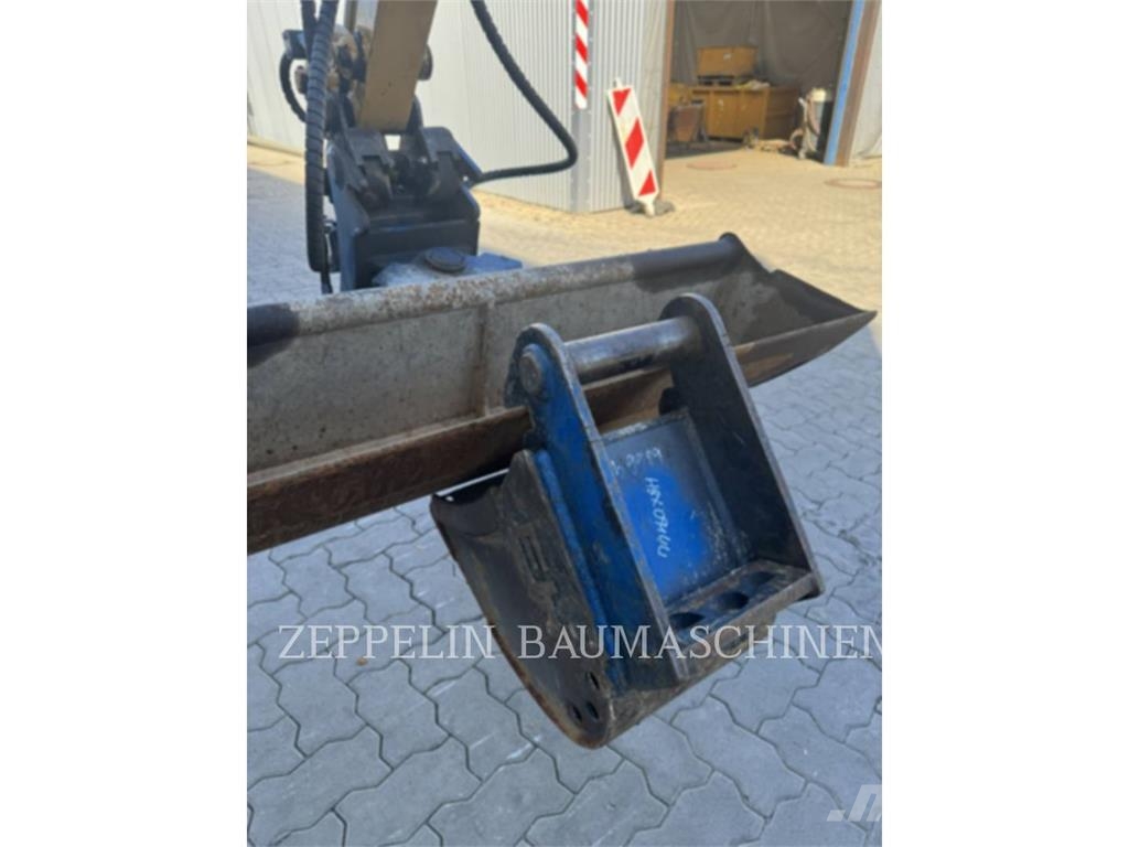 CAT 301.8-05A Bagri goseničarji