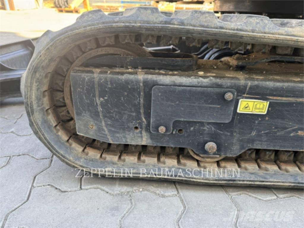 CAT 301.8-05A Bagri goseničarji