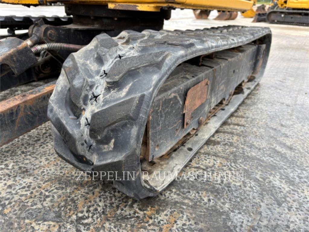 CAT 301.8-05A Koparki gąsienicowe