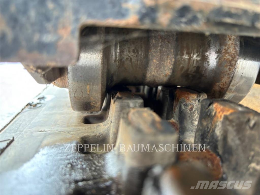 CAT 301.8-05A Koparki gąsienicowe