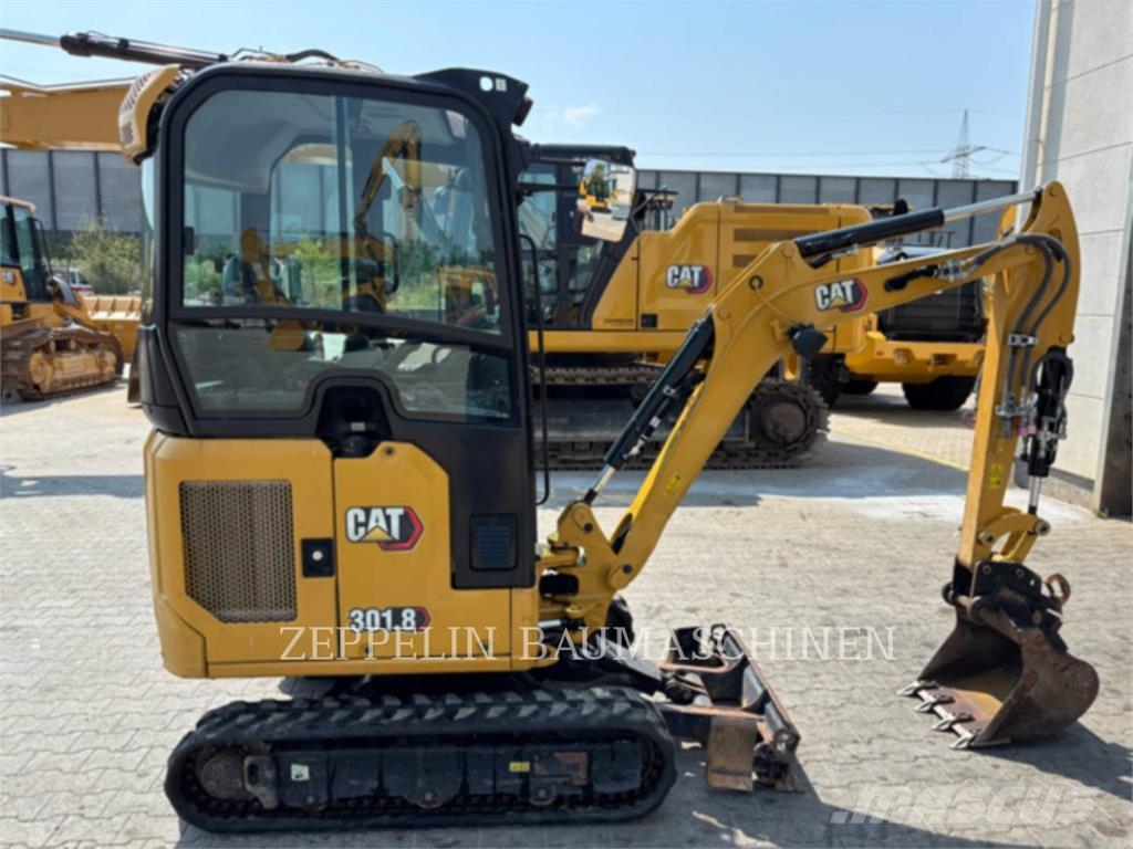CAT 301.8-05A Koparki gąsienicowe