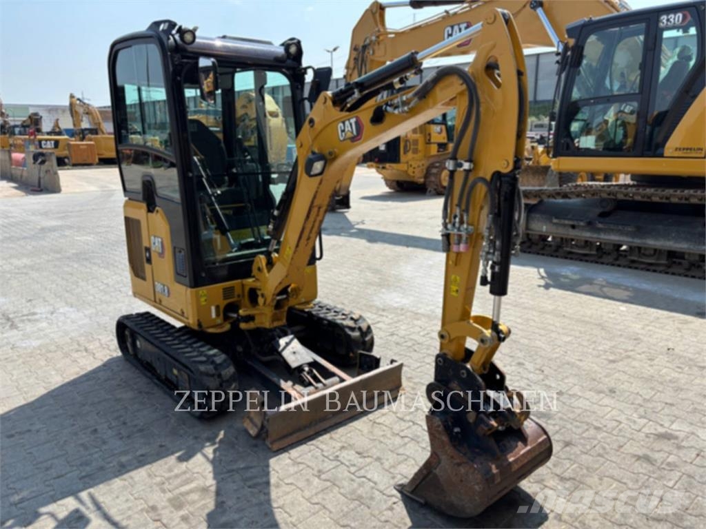 CAT 301.8-05A Koparki gąsienicowe