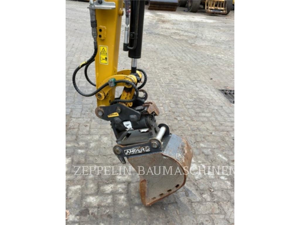 CAT 301.8-05A Bagri goseničarji