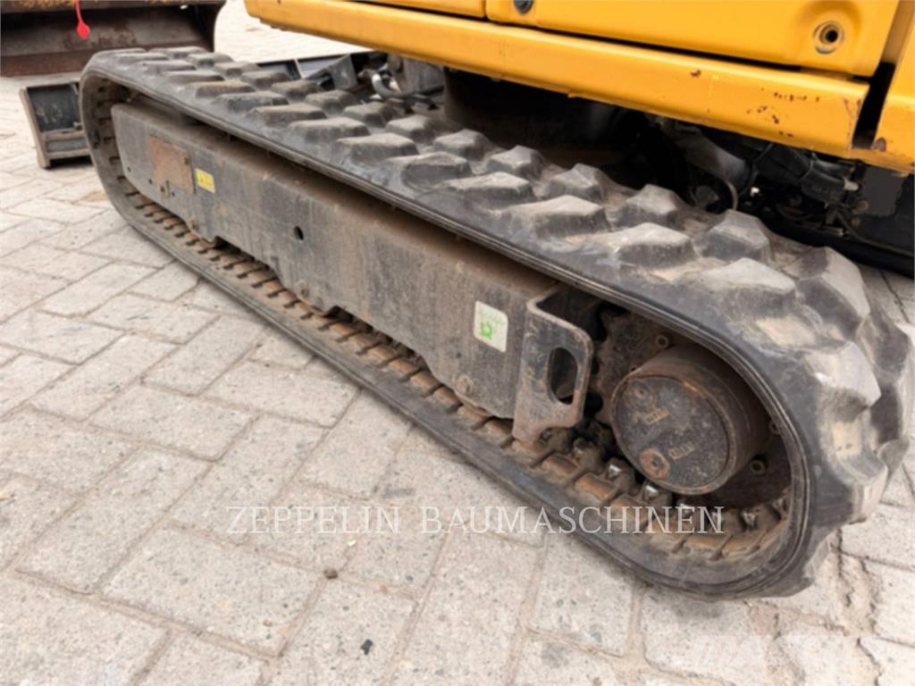 CAT 301.8-05A Bagri goseničarji