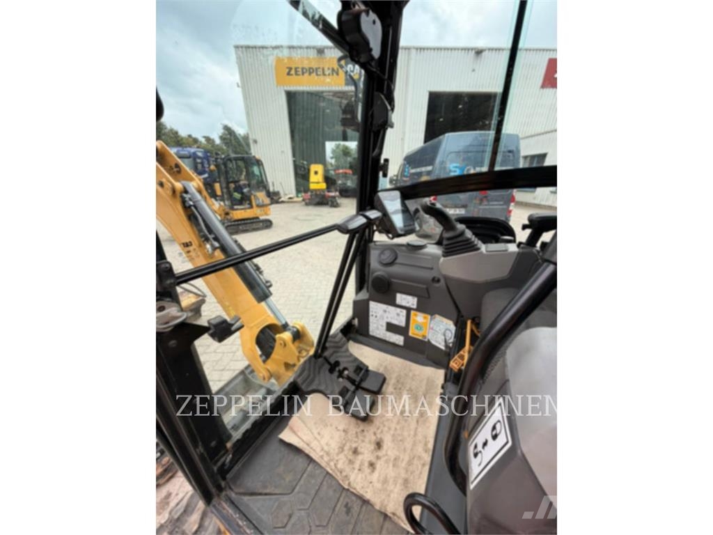 CAT 301.8-05A Bagri goseničarji