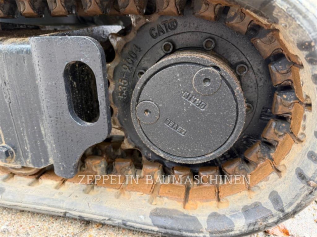 CAT 301.8-05A Гусеничные экскаваторы
