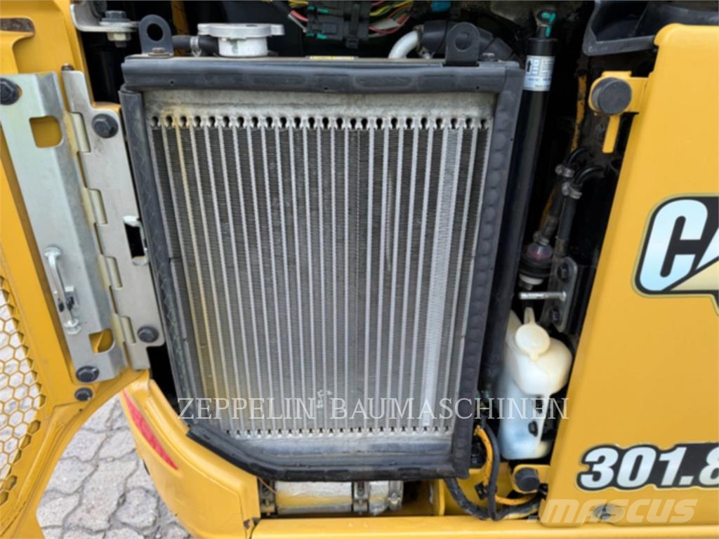 CAT 301.8-05A Гусеничные экскаваторы