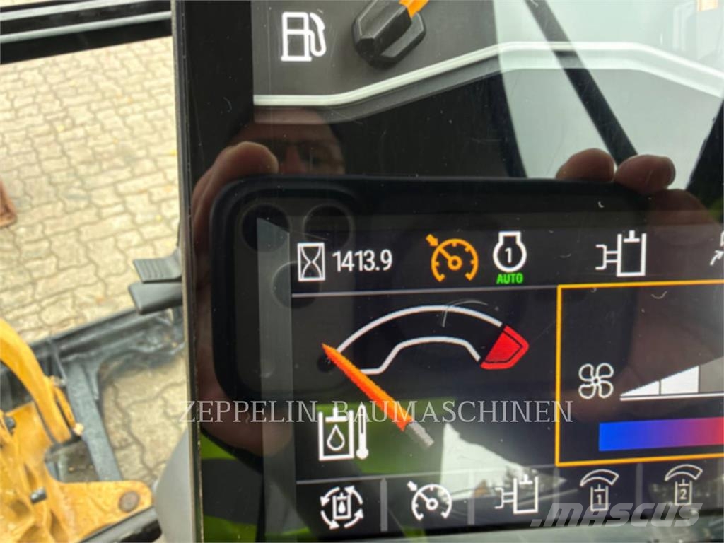 CAT 301.8-05A Гусеничные экскаваторы