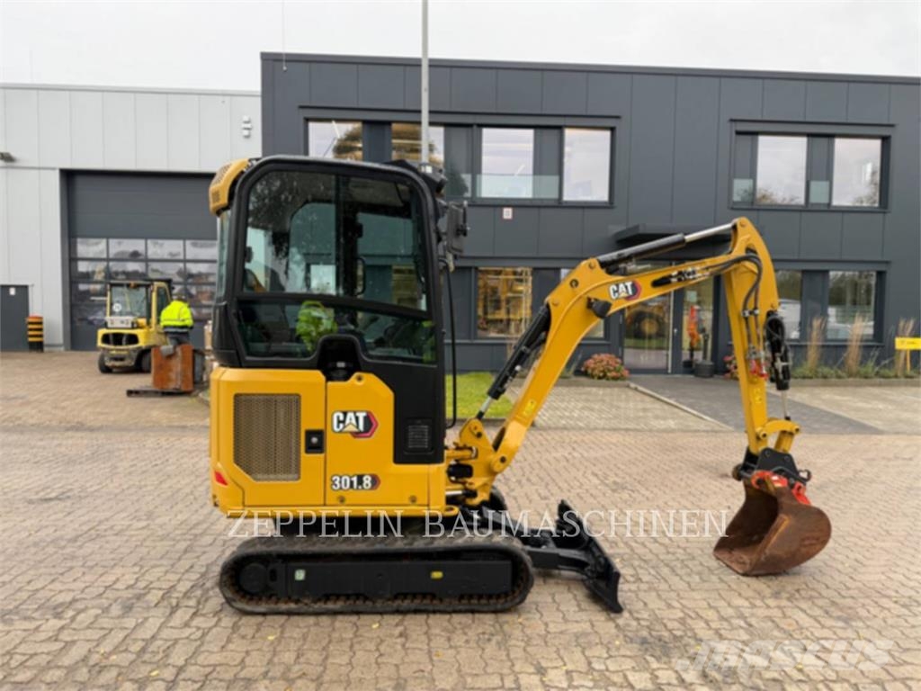 CAT 301.8-05A Гусеничные экскаваторы
