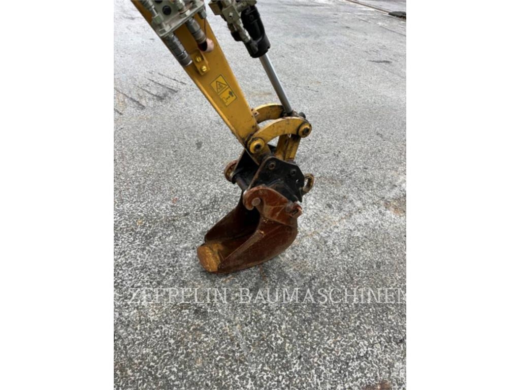 CAT 301.8-05A Bagri goseničarji