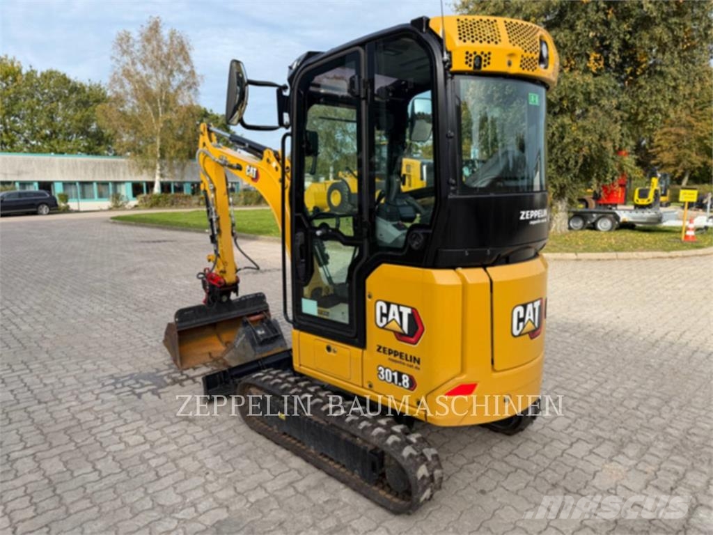 CAT 301.8-05A Pelle sur chenilles