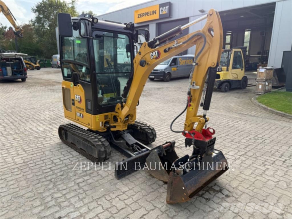 CAT 301.8-05A Pelle sur chenilles