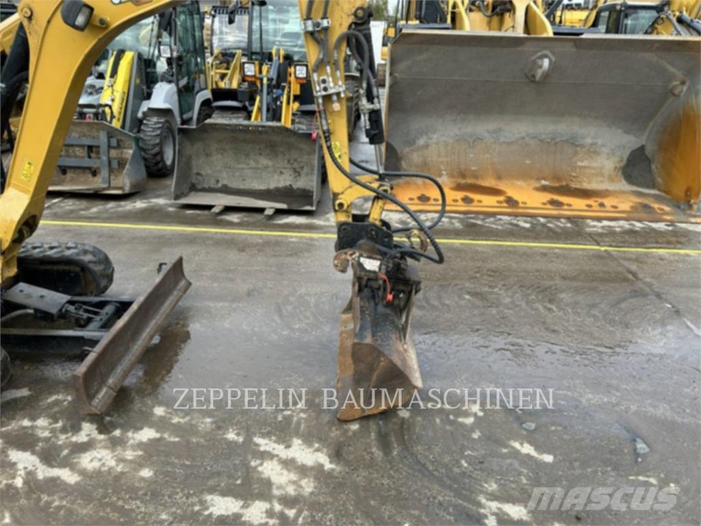 CAT 301.8-05A Raupenbagger