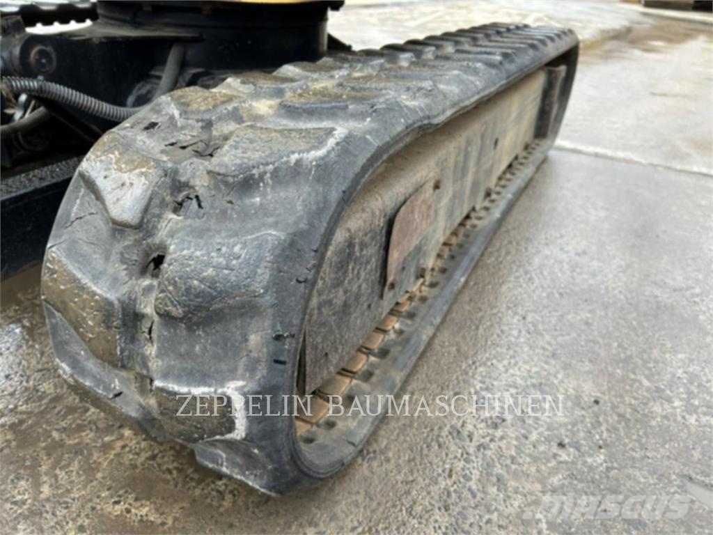 CAT 301.8-05A Raupenbagger