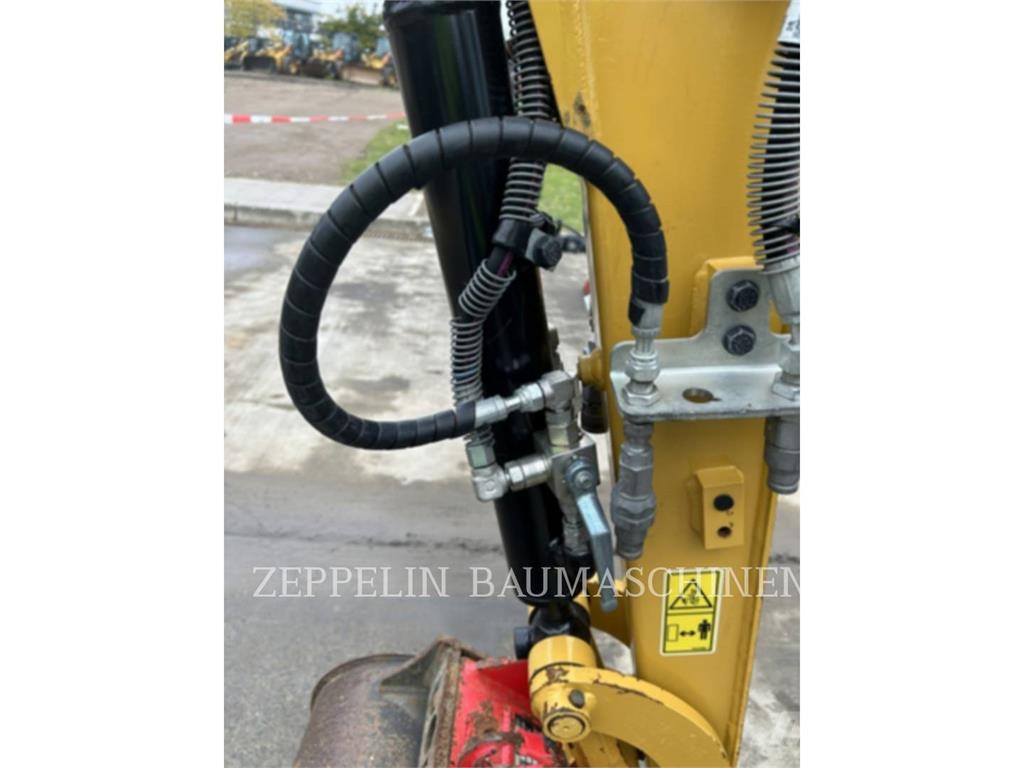 CAT 301.8-05A Raupenbagger