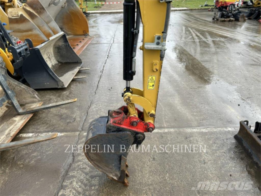 CAT 301.8-05A Raupenbagger