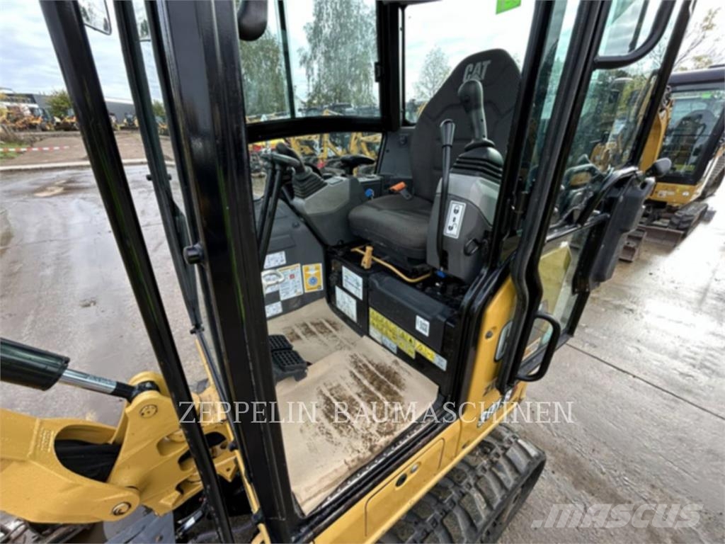 CAT 301.8-05A Raupenbagger