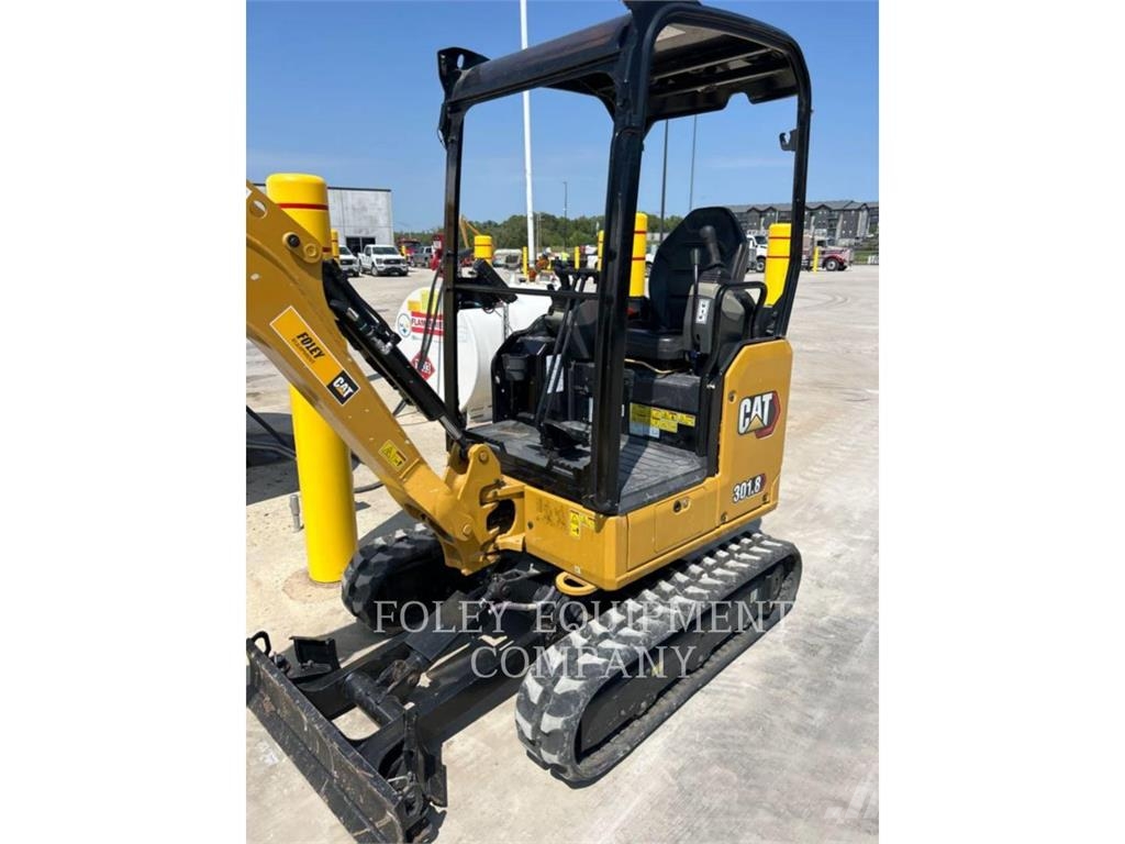 CAT 301.8-05LO Pelle sur chenilles