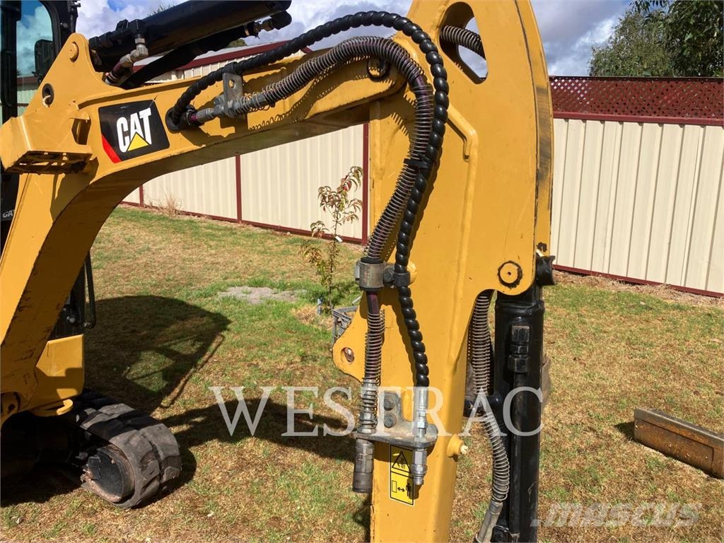 CAT 301.8 AC Εκσκαφάκι (διαβολάκι) < 7t
