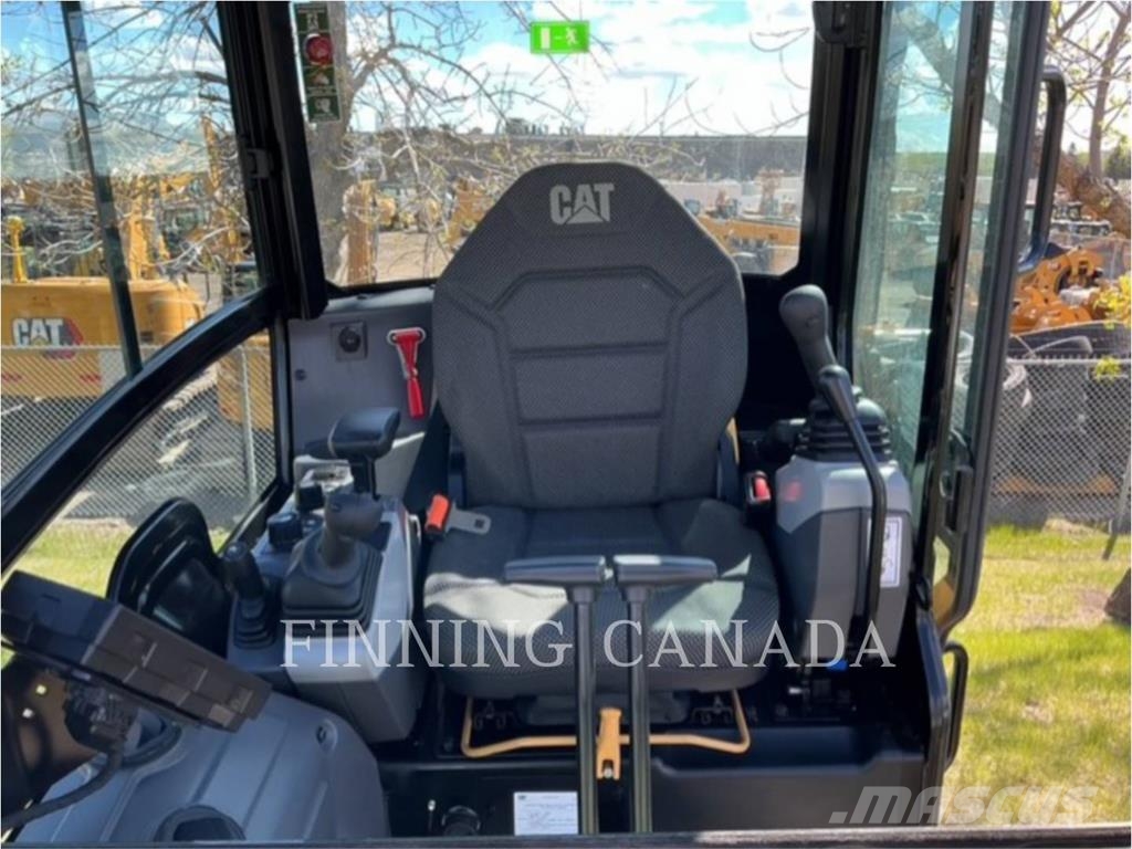 CAT 302-05 Lánctalpas kotrók