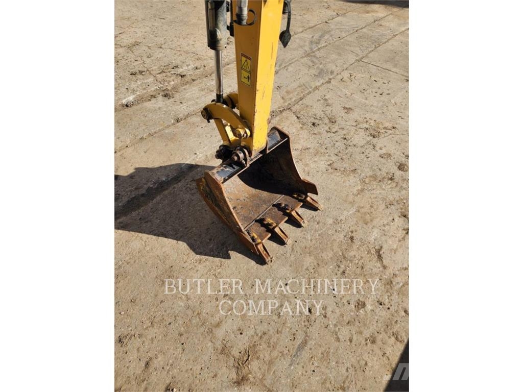 CAT 302-05A CR Crawler excavators