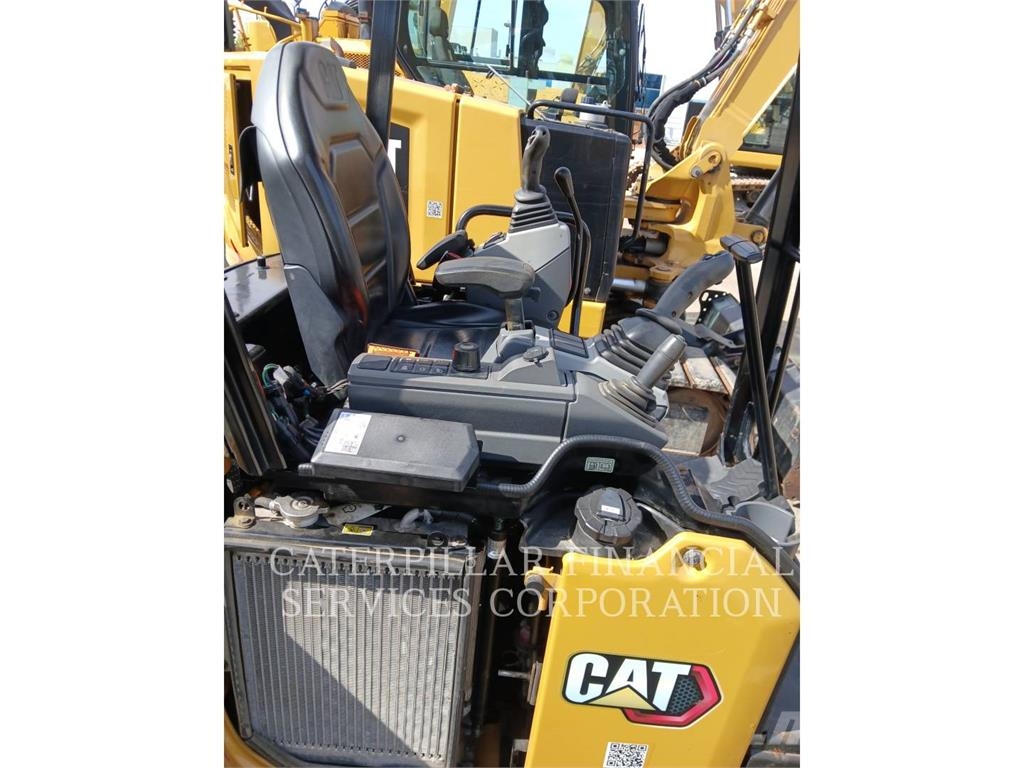 CAT 302-05A CR Bandgrävare