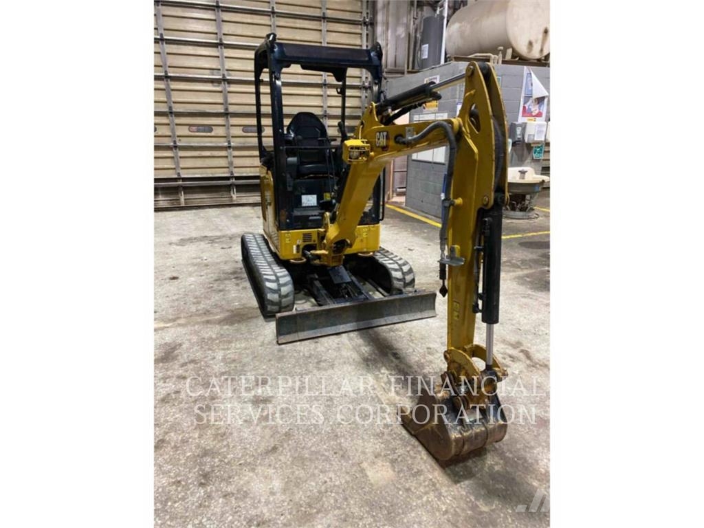 CAT 302-05A CR Bandgrävare