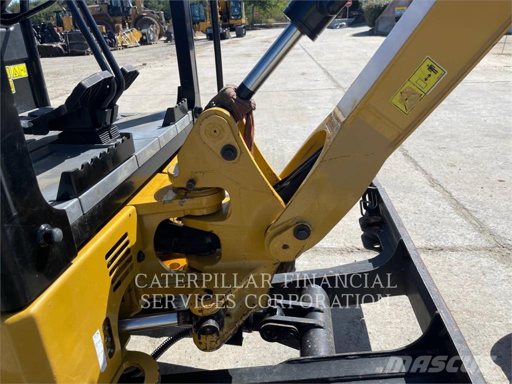 CAT 302-05CR Escavatori cingolati