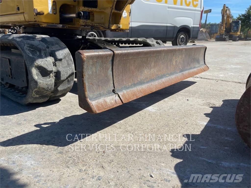 CAT 302-05CR Escavatori cingolati