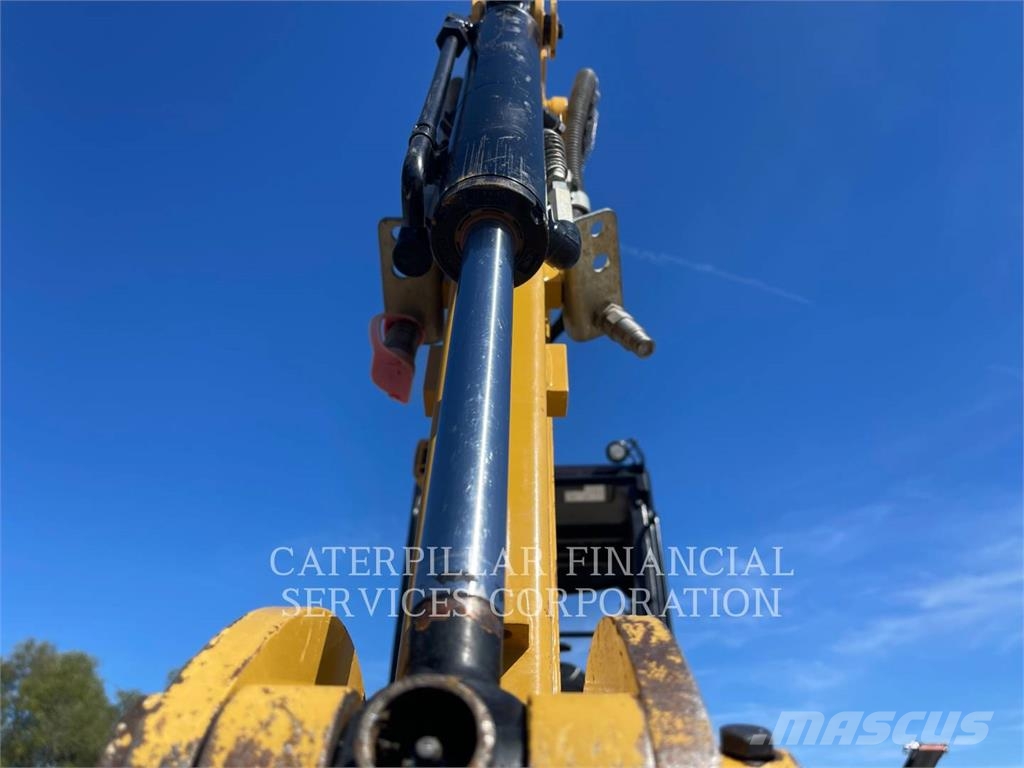 CAT 302-05CR Escavatori cingolati