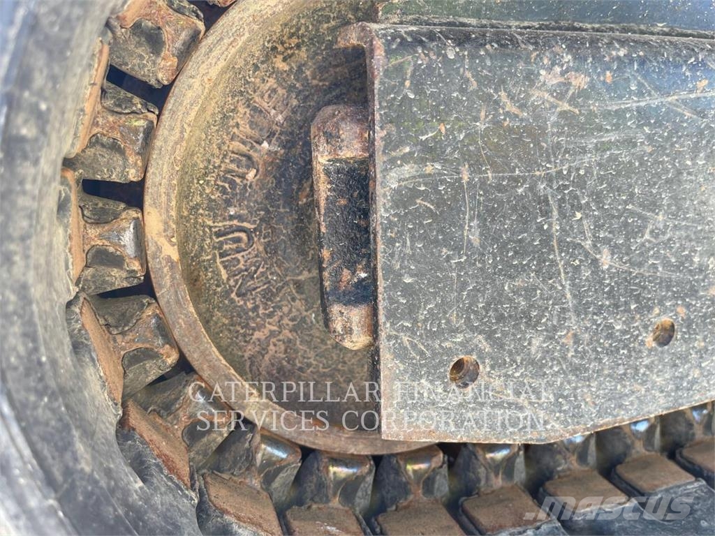 CAT 302-05CR Escavatori cingolati