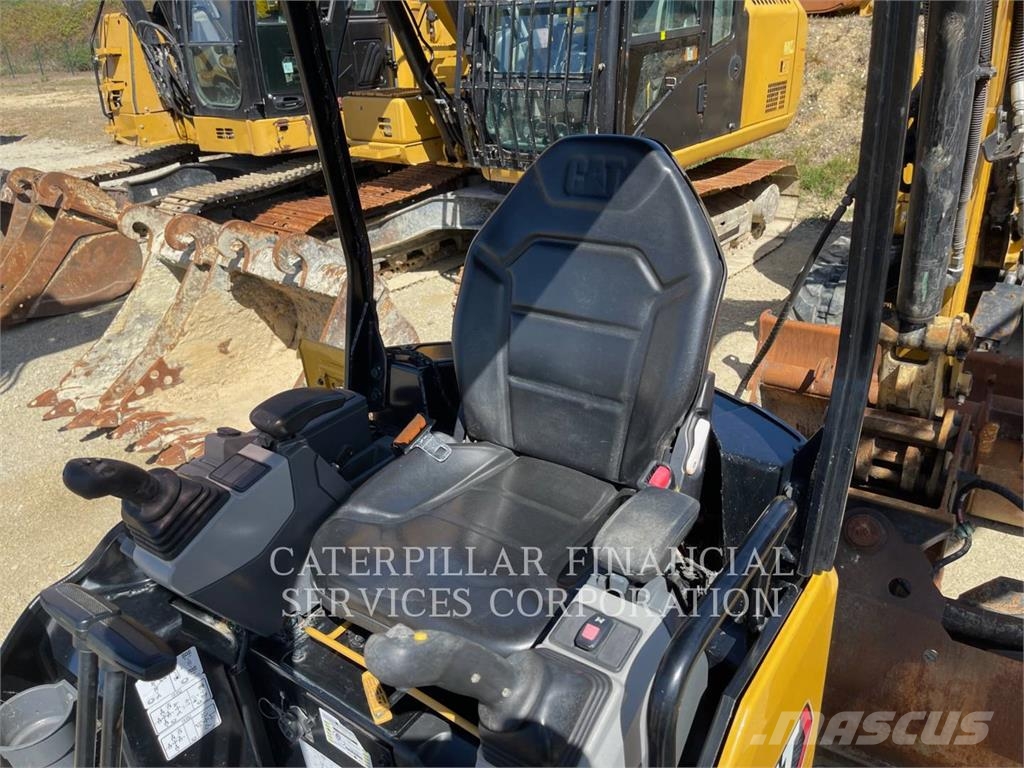 CAT 302-05CR Escavatori cingolati