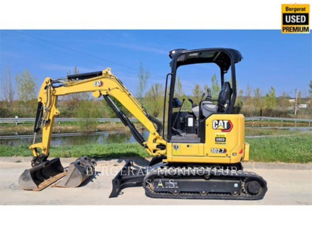 CAT 302.7 حفارات صغيرة أقل من 7 طن (حفارات صغيرة)