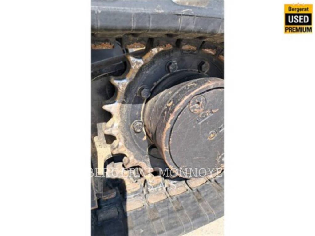 CAT 302.7 حفارات صغيرة أقل من 7 طن (حفارات صغيرة)