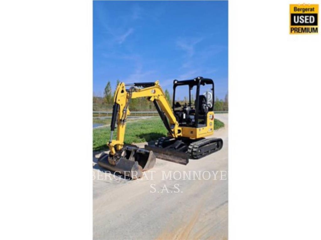 CAT 302.7 حفارات صغيرة أقل من 7 طن (حفارات صغيرة)