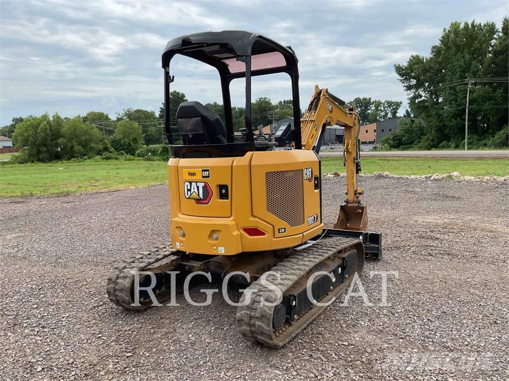 CAT 302.7 Excavadoras sobre orugas