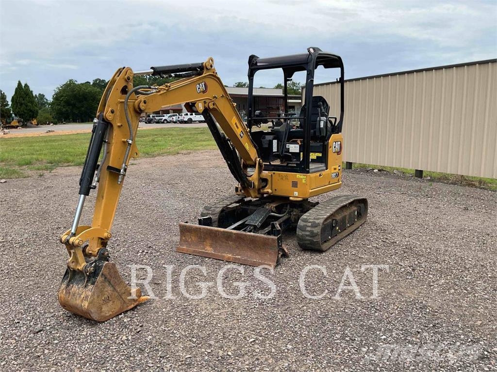 CAT 302.7 Excavadoras sobre orugas