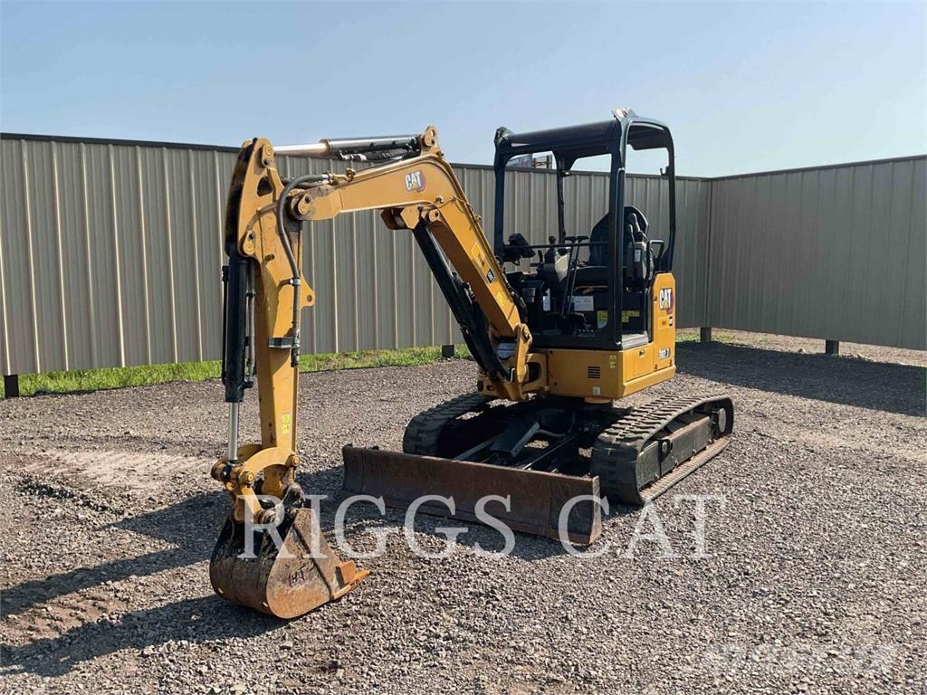 CAT 302.7 Excavadoras sobre orugas
