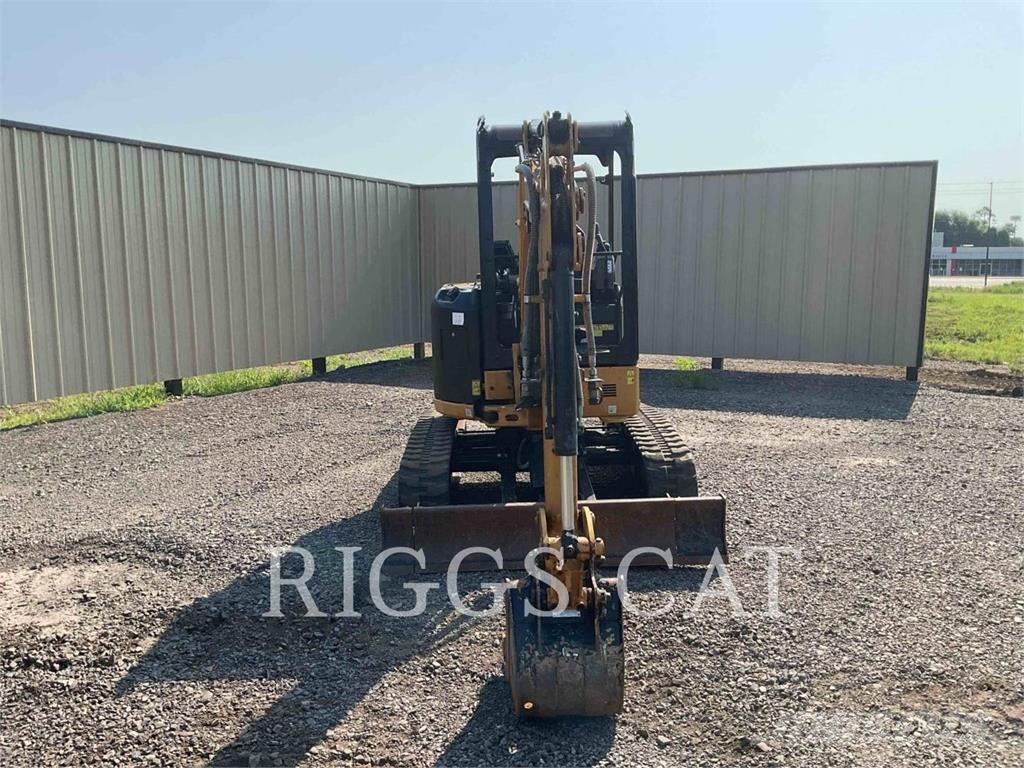 CAT 302.7 Excavadoras sobre orugas